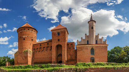 Reszel -zamek biskupów warmińskich © Janusz Lipiński