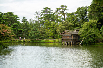 石川県金沢市にある兼六園周辺の風景 Scenery around Kenrokuen Garden in Kanazawa City, Ishikawa Prefecture, Japan.