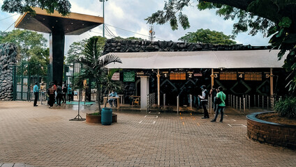 The entrance of the Mysore zoo along with tourists after reopening - obrazy, fototapety, plakaty