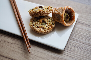 한국 전통음식 곶감과 한과, 강정 
