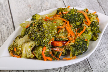 Pickled cauliflower with carrot