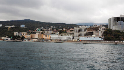 Naklejka premium View of the city from the sea