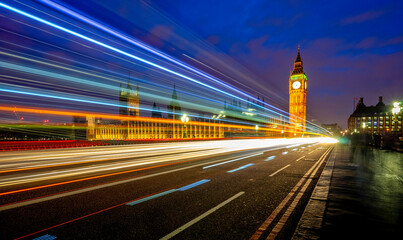 Fototapeta na wymiar Bus lighting on the Westminster bridge - London