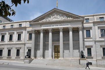 Fototapeta na wymiar Edificio del Congreso de los Diputados en el centro histórico de la ciudad de Madrid, capital de España