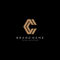 Initial letter C and C, CC, overlapping interlock logo, monogram line art style gold. Black background.
