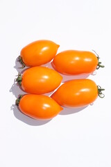 Orange Eiertomaten. Spitztomaten.