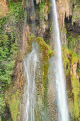 Obraz premium Cascade de chute d'eau. 