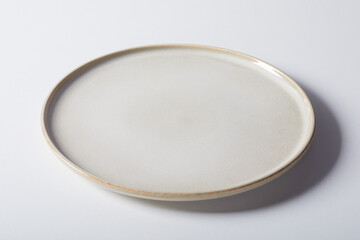 Simple plate of round shape - 448807733