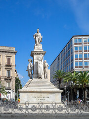 Fototapeta na wymiar Statue of Vicenzo Bellini in Catania