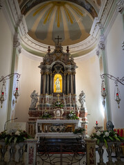 Fototapeta na wymiar High altar of the Chiesa San Biagio in Sant'Agata alla Fornace
