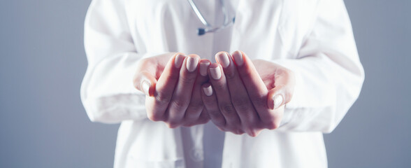 doctor shows empty open palms