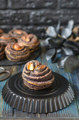 Puff buns with poppy seeds and sugar