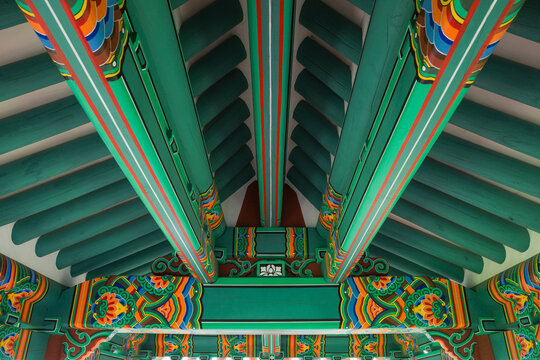 Korean traditional rafters and patterns