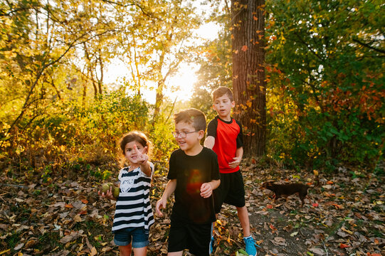 Funny outtakes of lifestyle kid portraits. 