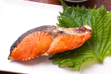 塩紅鮭の焼き魚