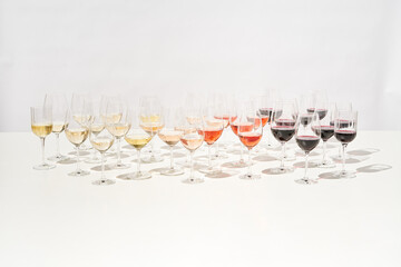 Gradient of wine in glasses.