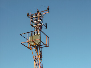 Overhead electrical substation