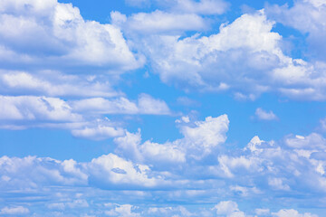 Naklejka na ściany i meble 爽やかな青い空と雲・夏の空
