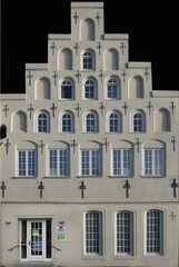 Fototapeta na wymiar facade of a old building
