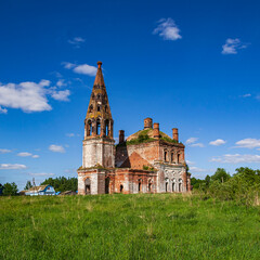 Fototapeta na wymiar abandoned village church