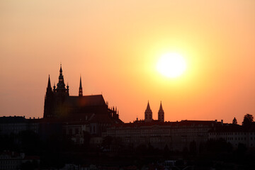 Obraz premium Silhouette of Saint Vitus Cathedral at sunset, Prague, Czech Republic