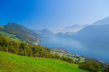 Fototapeta premium Blick vom Mount Pilatus auf den Vierwaldstättersee, Schweiz