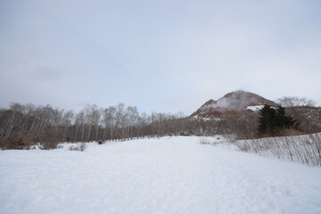 雪山と空