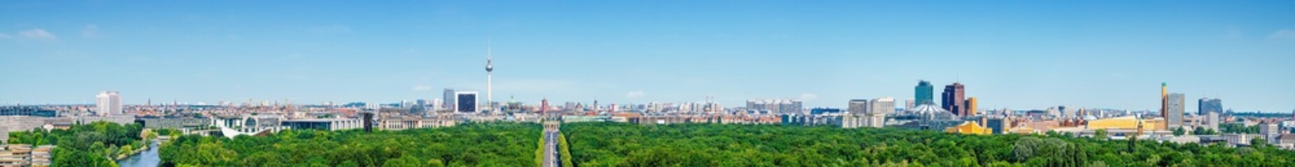 high resolution images from the skyline of berlin