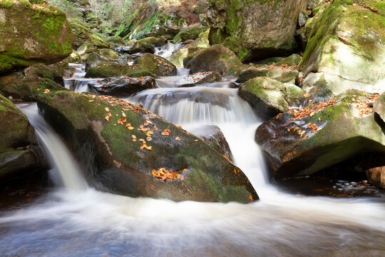 Rushing, fast flowing mountain stream