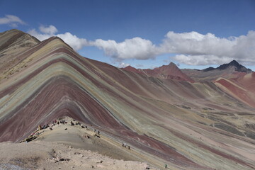 Montaña de colores