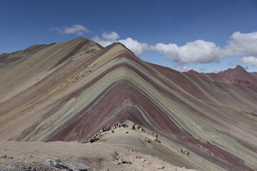 Montaña de colores