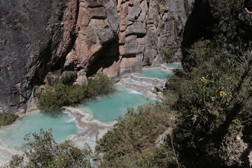 Millpu piscinas turquesa Ayacucho