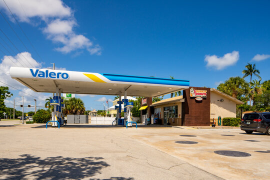 Photo of a Valero Gas Station in The Florida Keys
