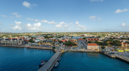 Fototapeta na wymiar High resolution panorama of the Cruise Port in Kralendijk Bonaire