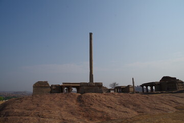 Fototapeta na wymiar インド　世界遺産ハンピの建造物群