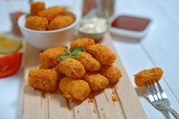 Fried fish nugget and sauce