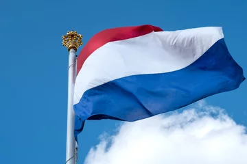 Fotobehang Dutch flag on top of the former royal palace Het Loo in Apeldoorn, Gelderland Province, The Netherlands © Holland-PhotostockNL