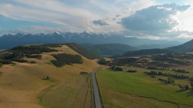 Chuysky trakt road in the Altai mountains.