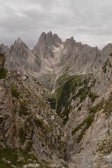 Fototapeta na wymiar Enjoying the stunning views over the mountainous landscapes of Northern Italy's Dolomite Mountains at Tre Cime