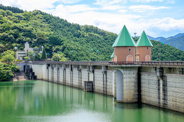 Obraz premium 夏の鳴淵ダム 福岡県篠栗町 Narufuchi Dam in summer Fukuoka-ken Sasaguri-town