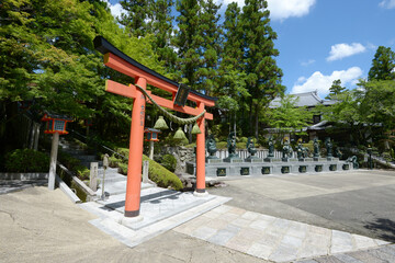 霊山寺　弁財天鳥居と八体仏霊場　奈良市