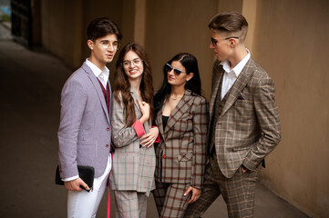Groupe of young stylish students outdoor