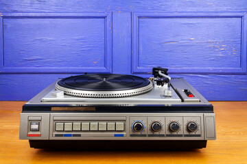 Fototapeta premium Vintage turntable vinyl record player