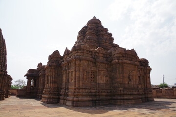 インド　世界遺産パッタダカルの建造物群