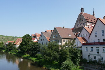 Fototapeta na wymiar Neckar und Rathaus Besigheim