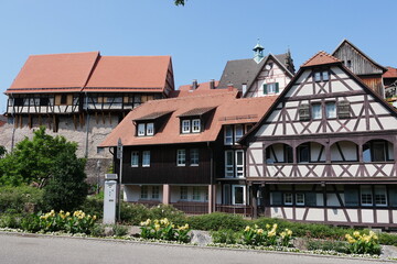Fototapeta na wymiar Waldbachstraße und Zehntscheuer Gernsbach