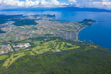 鹿児島県指宿市の開聞岳をドローンで撮影した空撮映像 Aerial footage of Mount Kaimon-dake in Ibusuki City, Kagoshima Prefecture, taken by drone.