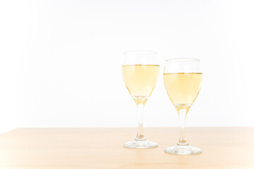 ワイングラス・シャンパンイメージ