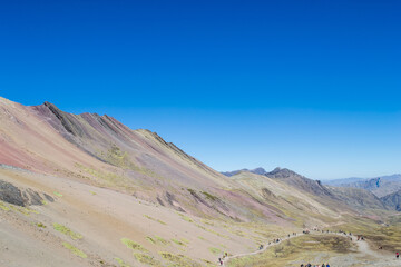 Fototapeta na wymiar Rainbow Mountain - Peru - Montanha colorida - Junho 2019