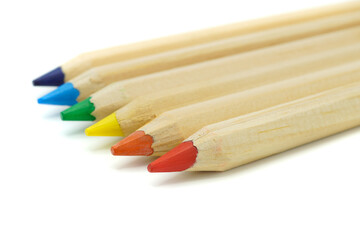 Fototapeta premium rainbow coloured pencils isolated on white background